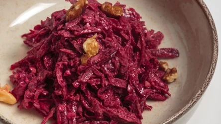 Sałatka z kiszonych buraków to świetnie wsparcie dla zdrowia 