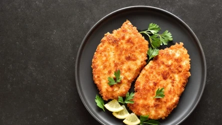 Boisz się kupować kurczaka w dyskontach? Eksperci: to mit