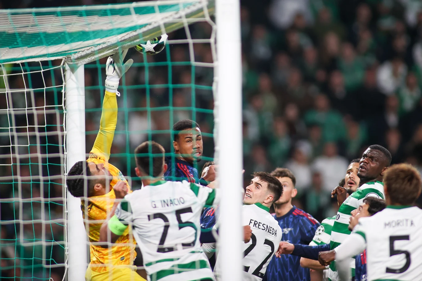 Kadr z meczu Arsenal - Sporting