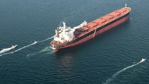 Zwrot w rozejmie. Ruch w cieśninie Ormuz wstrzymany