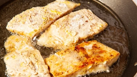 Na jakim tłuszczy smażyć rybę?