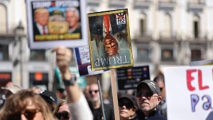 Protest "No Kings" w Madrycie. Politico: Najbardziej negatywnie nastawieni wobec USA są w Hiszpanie, ale nastroje zmieniły się w całej Europie