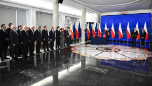Fala komentarzy po ślubowaniu sędziów TK bez udziału prezydenta