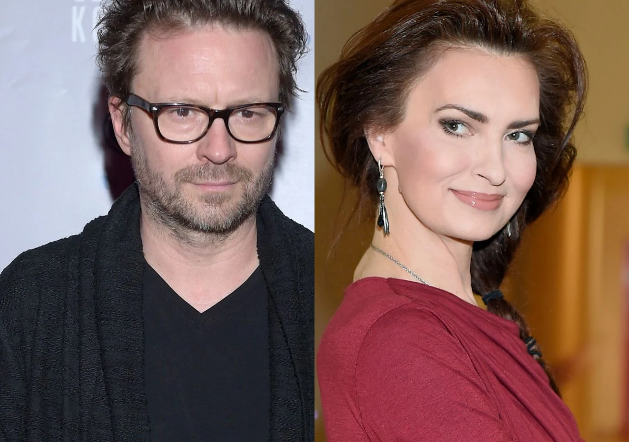 Robert Wolański i Agnieszka Maciąg Robert Wolański w okularach i czarnej koszulce obok Agnieszki Maciąg w bordowej sukience i długich kolczykach