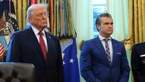 Donald Trump i sekretarz wojny Pete Hegseth