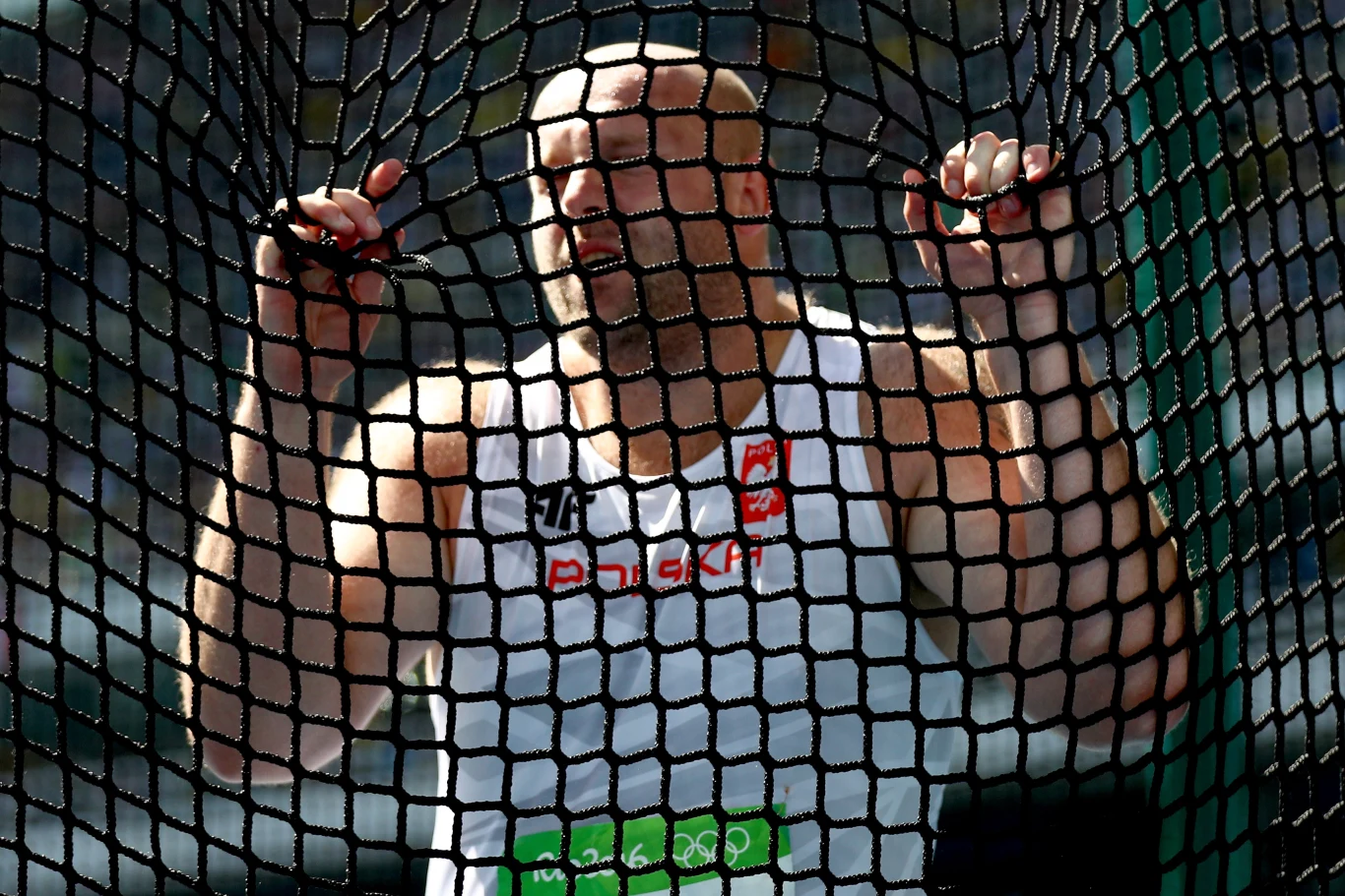 Piotr Małąchowski article cover