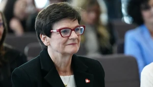 Karetka dla matki posłanki KO. Sprawę bada prokuratura