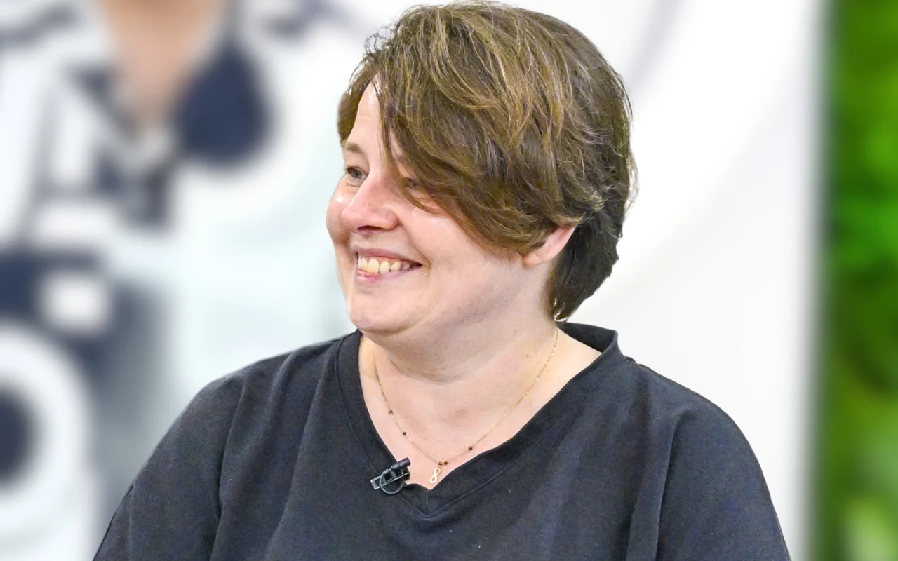 Małgorzata Bartłomiejczyk-Kryń wzięła udział w metamorfozie w "halo tu polsat" Małgorzata Bartłomiejczyk-Kryń w studiu "halo tu polsat". Widzka programu przeszła metamorfozę pod okiem specjalistów