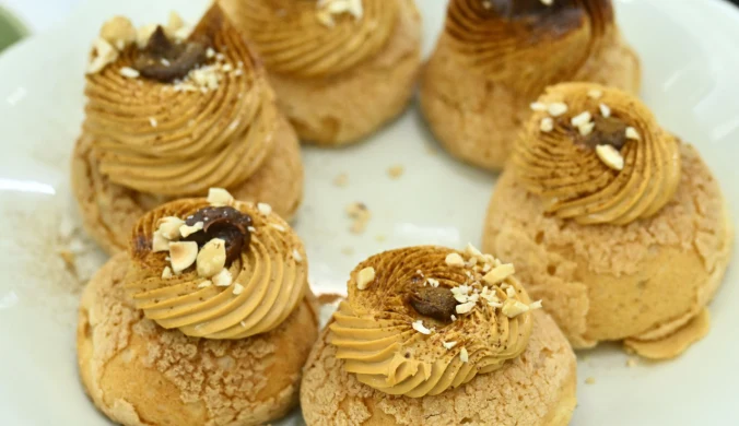 Choux au craquelin, czyli ptysie z kruszonką Karoliny Stolarskiej-Bigos