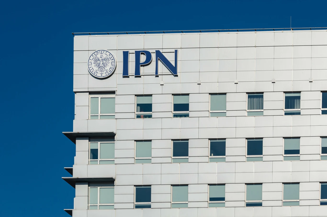 IPN wydał nowy komunikat. Chodzi o polski order wystawiony na ukraińskiej aukcji Siedziba IPN w Warszawie