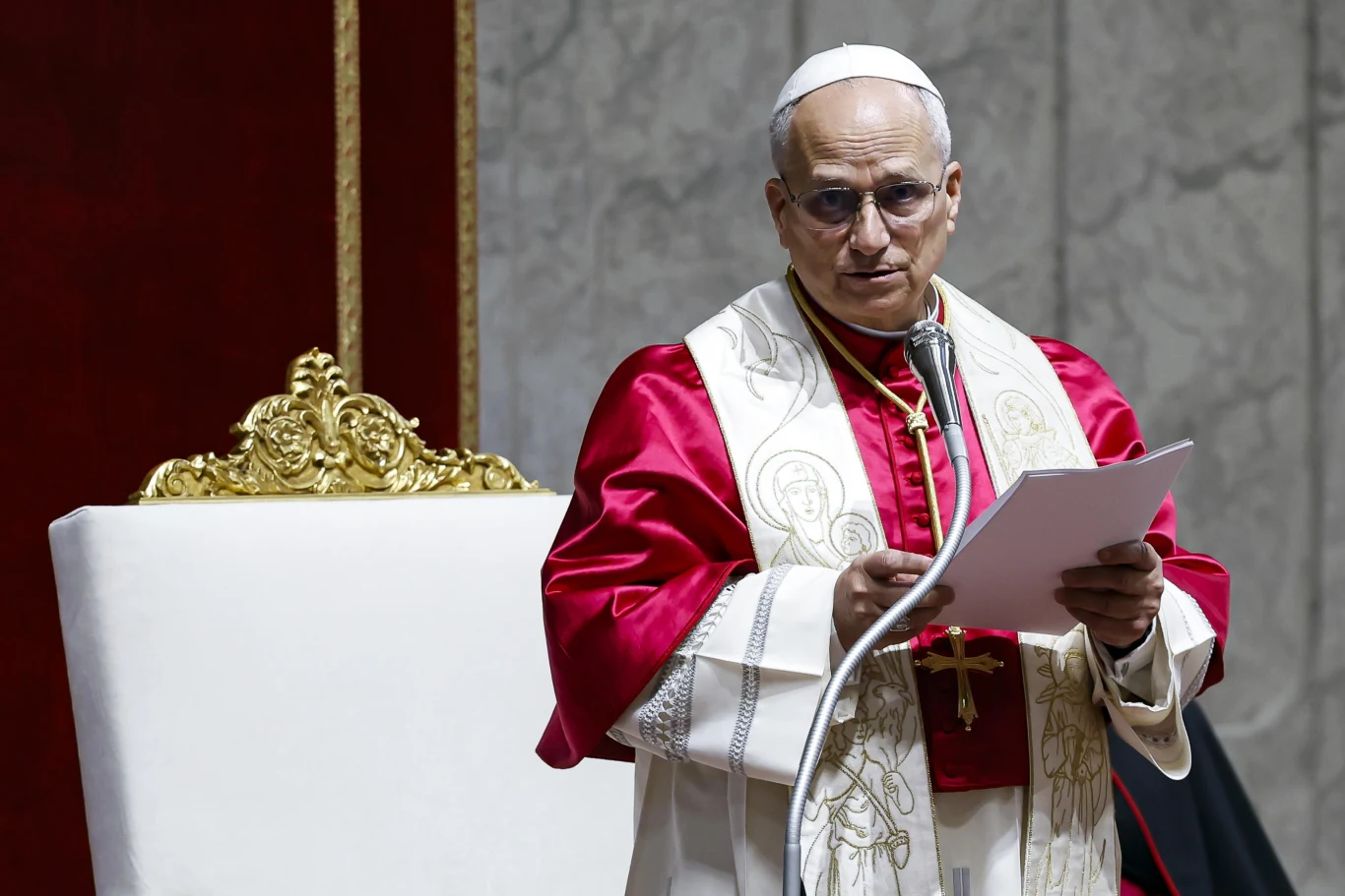 Papież Leon XIV apeluje o pokój na świecie Papież Leon XIV
