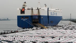 Hyundai zmienia trasy dostaw. Wojna utrudnia logistykę i produkcję aut.