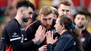 W końcówce hitu zawrzało, protesty siatkarzy. Trener nie ma wątpliwości