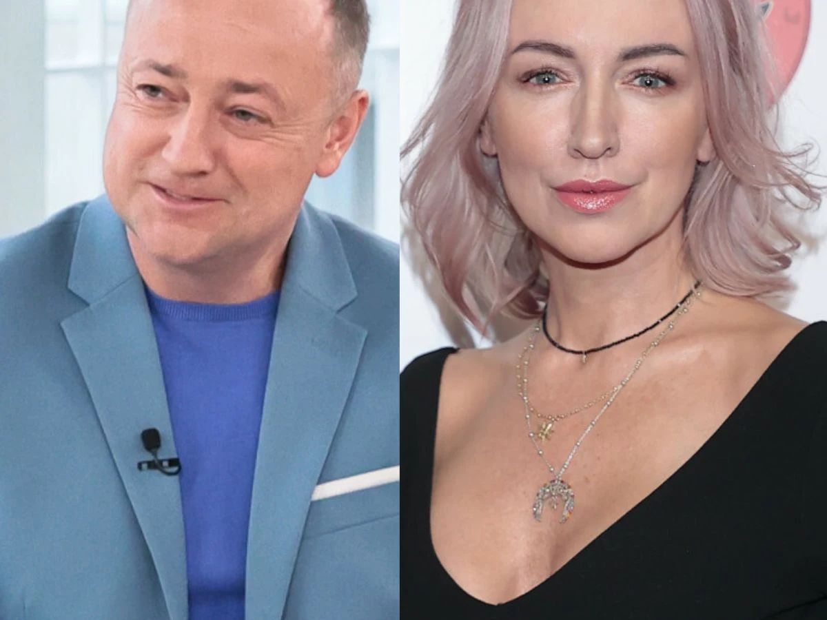 Czesław Mozil i Dorota Mozil Czesław Mozil w niebieskiej marynarce obok Doroty Mozil z jasnoróżowymi włosami w czarnej sukience.