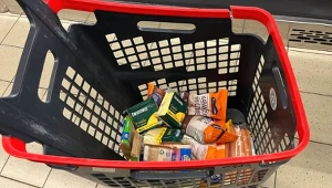 Zobaczyłam ceny i wzięłam wszystko. Nowe okazje w Biedronce znikają w ekspresowym tempie