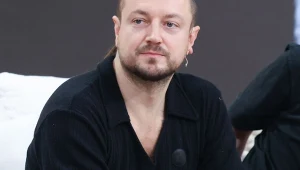 Aleksander Milwiw-Baron miał spowodować wypadek. Motocyklista w szpitalu