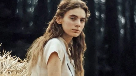 Kadr z filmu "Wpatrując się w słońce"