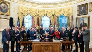 "Skandaliczne" zachowanie Trumpa. Atak na papieża to nie największy problem