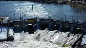 Powódź w Michigan doprowadziła do przerwania wałów