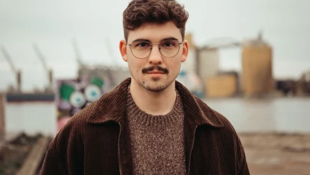 Maks Tachasiuk szykuje się do wydania debiutanckiego albumu