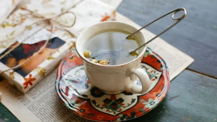 Ziołowy napar na lepszy sen na bazie melisy, rumianku i lawendy 