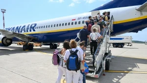 Bagaż podręczny w Ryanairze nie może przekroczyć określonych wymiarów.