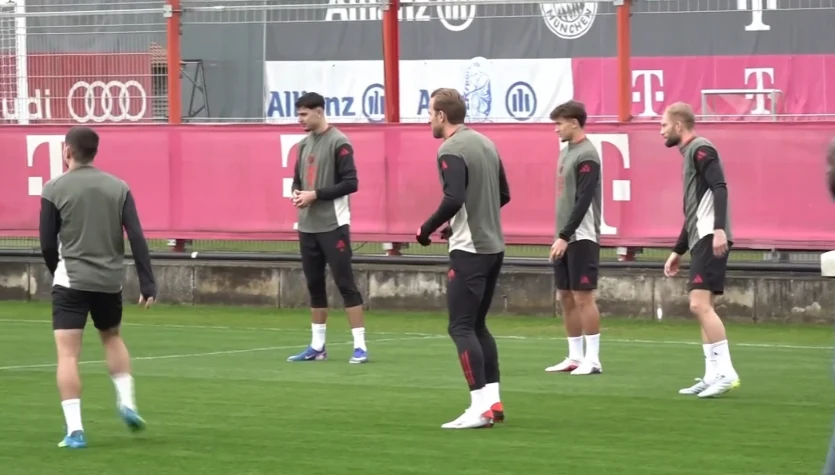 Ostatni trening Bayernu Monachium przed meczem rewanżowym w Lidze Mistrzów. WIDEO