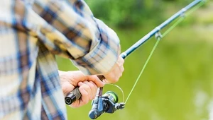 Pracownicy Biedronki uprzedzają: od jutra rusza coś, co przyciągnie wędkarzy przed majówką