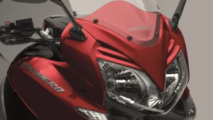 Motocykle 125 niewyglądające jak motorynka. Te modele wybierają wysocy