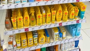 Podkłady SPF 1+1 gratis w Rossmannie. Ta promocja pojawiła się idealnie przed sezonem