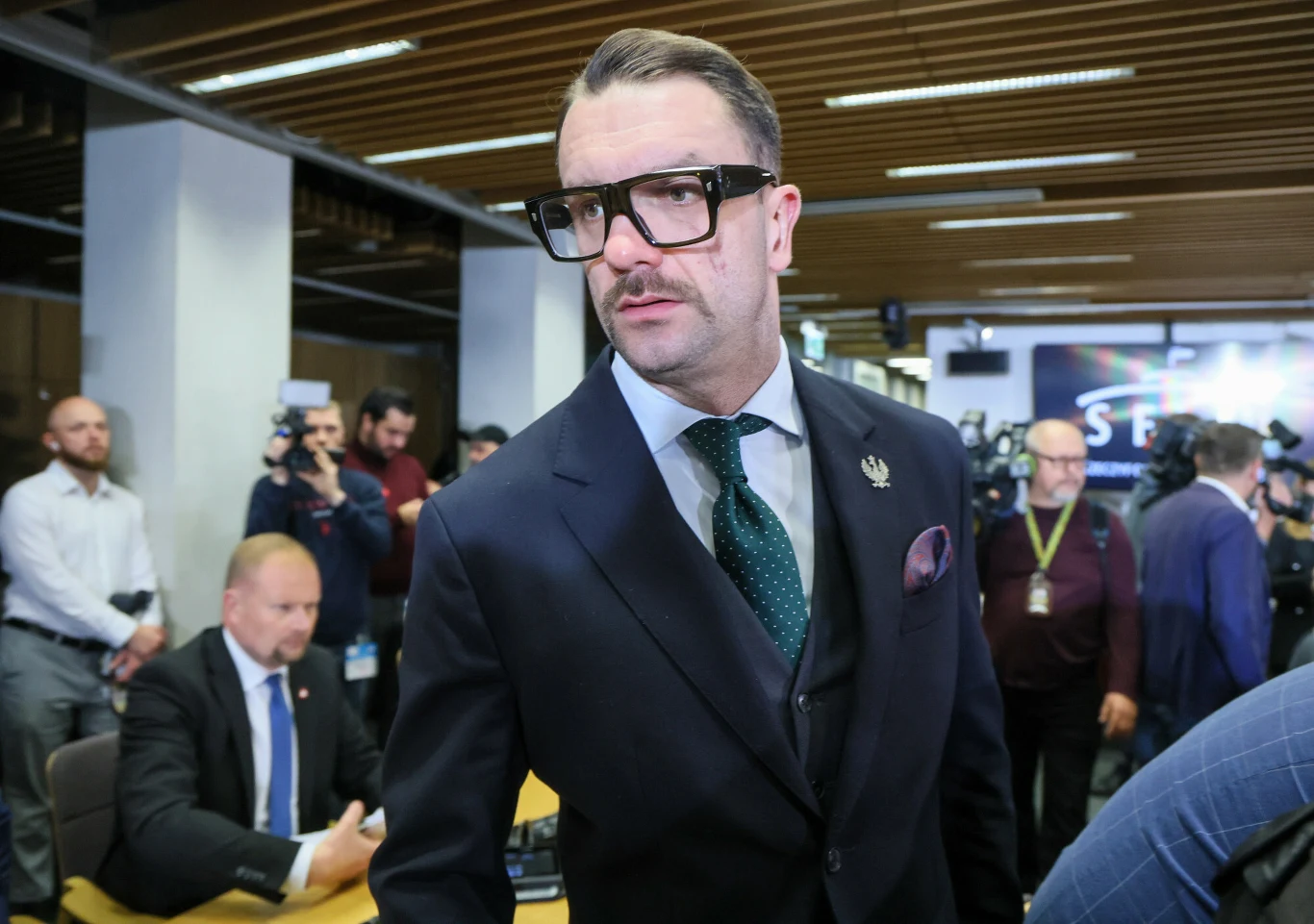 Klub Prawa i Sprawiedliwości zawiesił posła Łukasza Mejzę Klub Prawa i Sprawiedliwości zawiesił posła Łukasza Mejzę