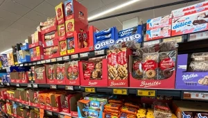 Słodycze 1+1 gratis w Biedronce. Wpadłam na chwilę, a wyszłam z całą torbą za grosze