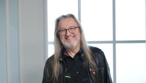 Kuba Płucisz z Orkiestrą Dorosłych Dzieci zagra na Gitarowym Rekordzie Świata we Wrocławiu