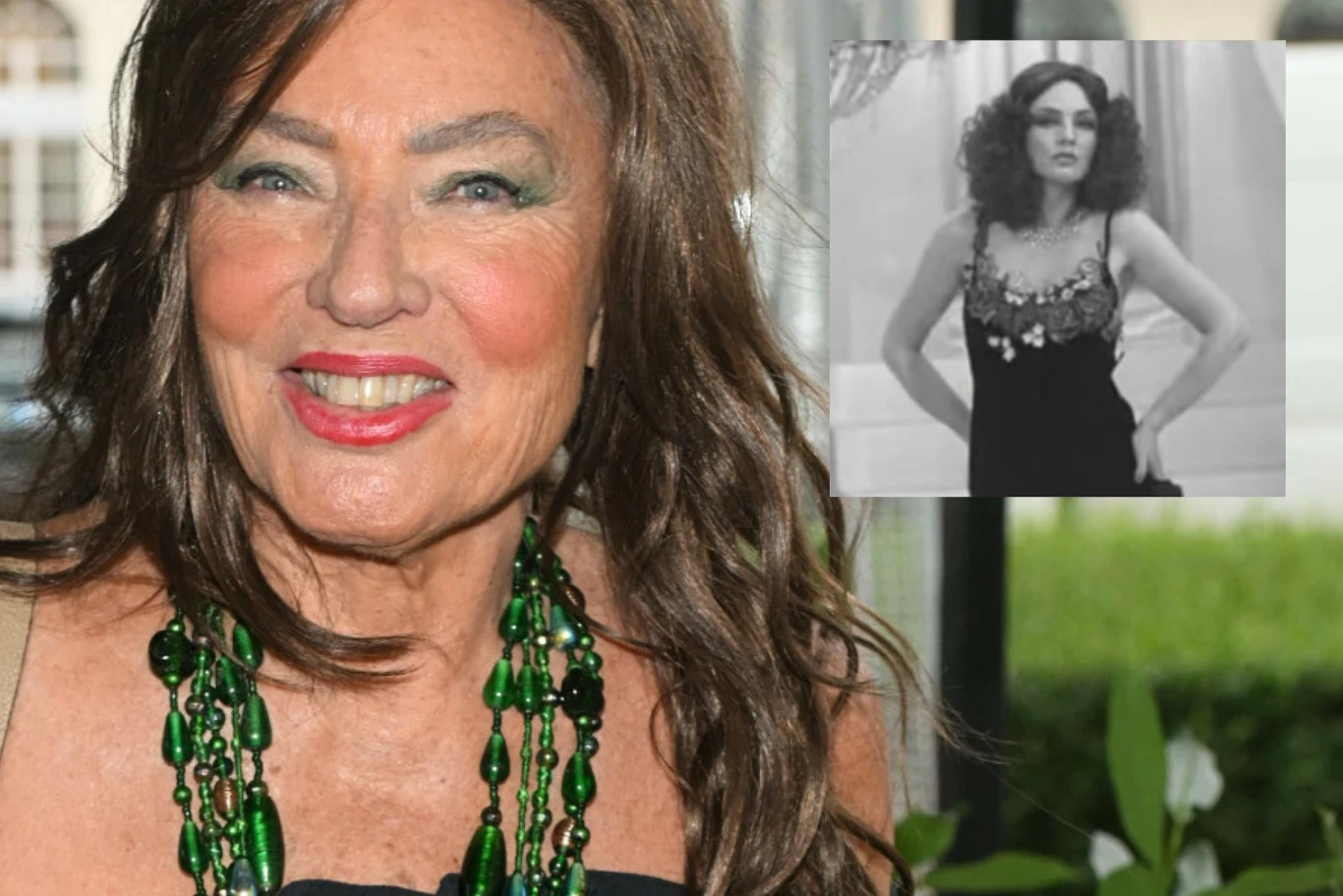 Kobieta o długich brązowych włosach z wyrazistym makijażem i zielonym naszyjnikiem, uśmiechnięta, w tle w prawym górnym rogu widać czarno-białe zdjęcie tej samej kobiety w młodości, pozującej w eleganckiej sukni z rękami na biodrach.