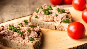 Pasta z tuńczykiem to miła odmiana od tradycyjnych śniadań