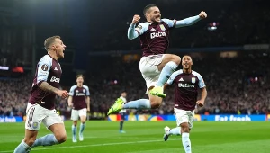 Matty Cash w centrum pogromu, Włosi zmiażdżeni w hicie. Awans Polaka faktem