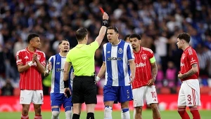 Koszmarny występ Bednarka. Tak jeszcze w Portugalii o nim nie mówiono