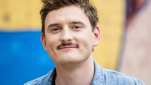 Nie pozwolił fanom zasnąć. Miał dla nich wyjątkową niespodziankę