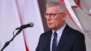 Cenckiewicz przypomina Tuskowi o zapłacie. Podaje konkretne kwoty