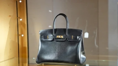 „Birkin bag” należąca do Jane Birkin, na aukcji w Sotheby’s