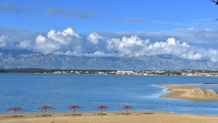 To nie Karaiby, tylko Chorwacja. Ta piaszczysta laguna zaskakuje turystów