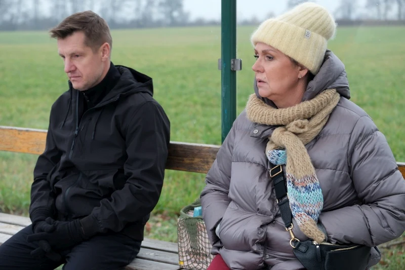 Czy Paweł zdecyduje się na nowy start? A może Grabina wciąż trzyma go mocniej, niż sam chce przyznać?
