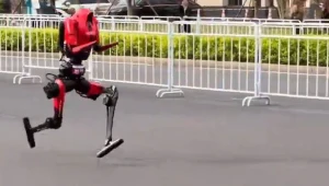 Humanoidy przyspieszają. Zwycięski robot pokonał trasę półmaratonu w rekordowym czasie