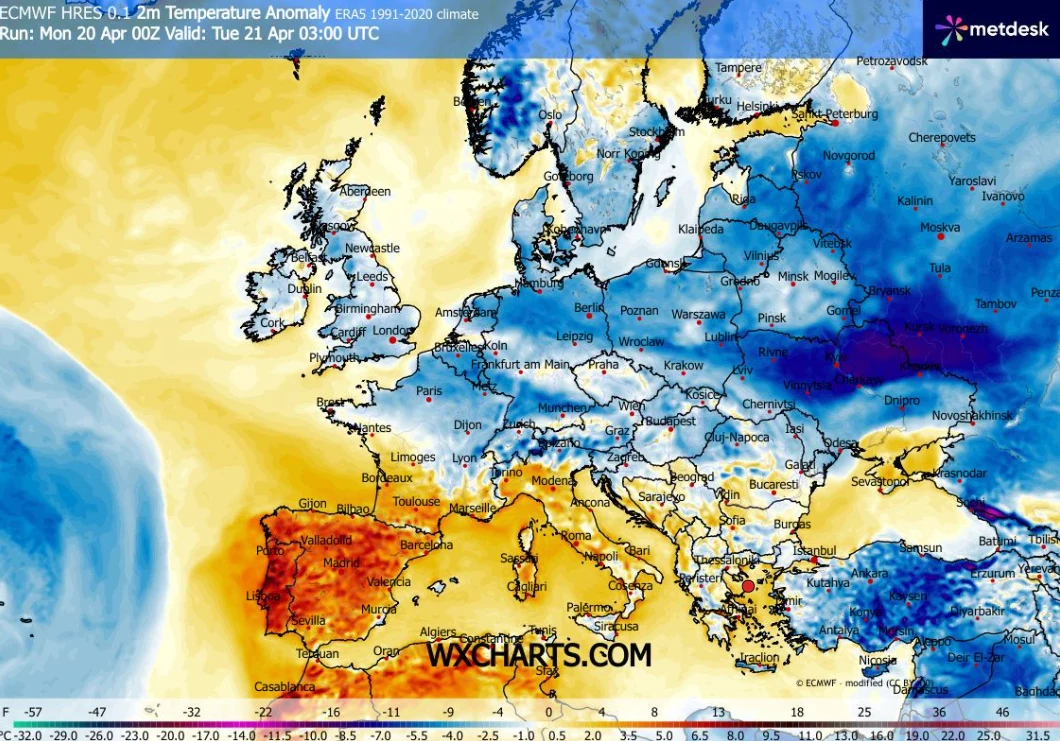Mapa Europy prezentująca anomalię temperatur na tle średniej z lat 1981-2010, z wyraźnie podwyższonymi temperaturami w Hiszpanii i południowo-zachodniej Francji (kolory czerwone i pomarańczowe), natomiast wschodnia i północno-wschodnia część kontynentu...