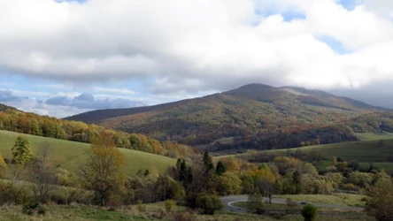 Bieszczady cieszą się rosnącym zainteresowaniem turystów. Znajduje się w nich najdalej wysunięty na południe punkt Polski. Sprawdź, jak się dostać na Opołonek./Źródło: East News