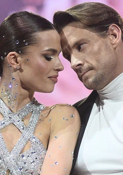 Fabijański tak zatańczył walca, że już dostaje pytania o romanse. "To część programu"