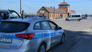 Turyści wtargnęli na teren muzeum w Oświęcimiu. Interweniowała policja