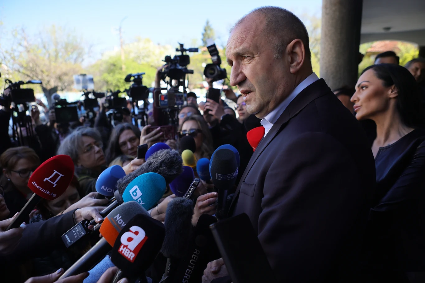 Rumen Radew, lider Postępowej Bułgarii i przyszły premier Bułgarii Rumen Radew i jego Postępowa Bułgaria wybory wygrali w cuglach, ale wyzwaniem będzie dotrzymanie złożonych obietnic.