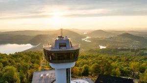 Bieszczady to nie tylko malownicze zielone wzgórze i lśniąca tafla jeziora, które od lat zachwycają turystów, to także kraina skrywająca ciekawe opowieści