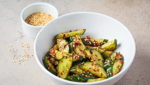 Te ekspresowe ogórki po azjatycku pokocha cała rodzina